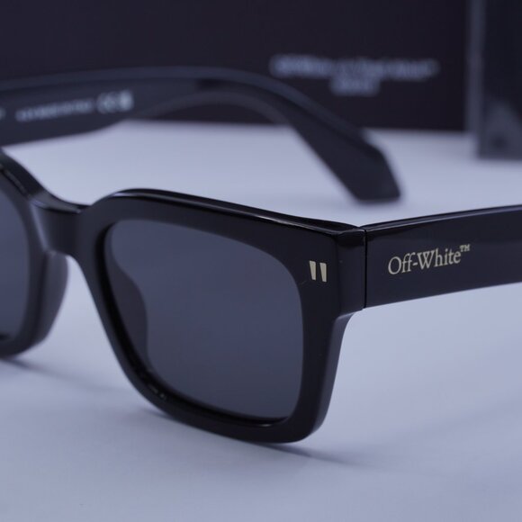 Off-White OERI108 MIDLAND 1307 Square Sunglasses – Black/Dark Grey - Picture 9 of 10